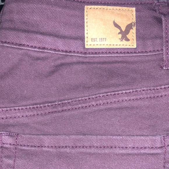 AE HIGH-WAISTED MAROON DENIM SHORTS - Picture 5 of 5